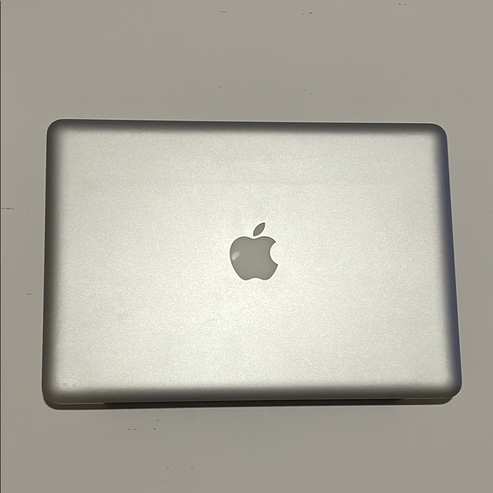 MacBook Pro, 13-inch, Early 2011